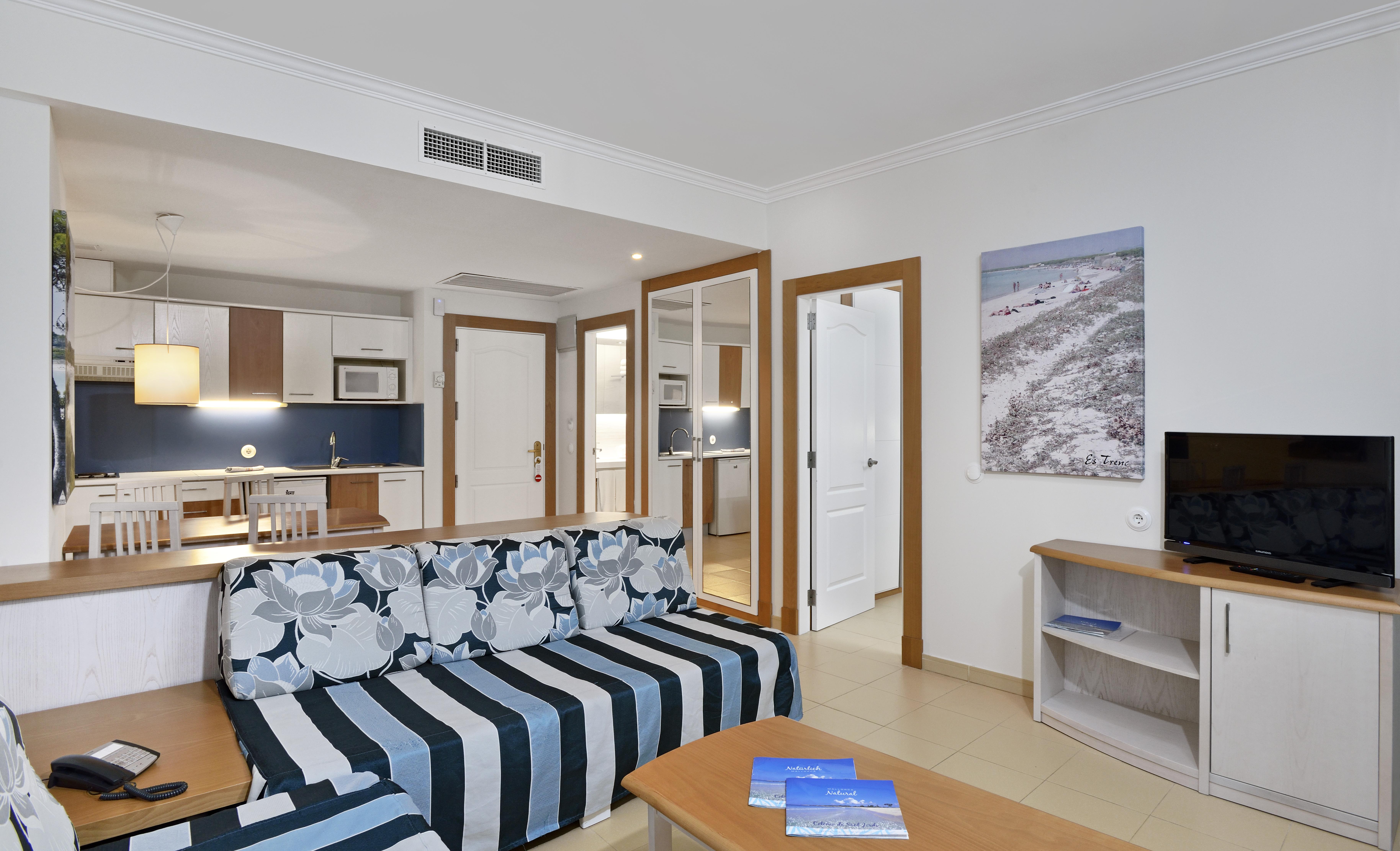 Aparthotel Isla De Cabrera Colonia de Sant Jordi Exterior foto