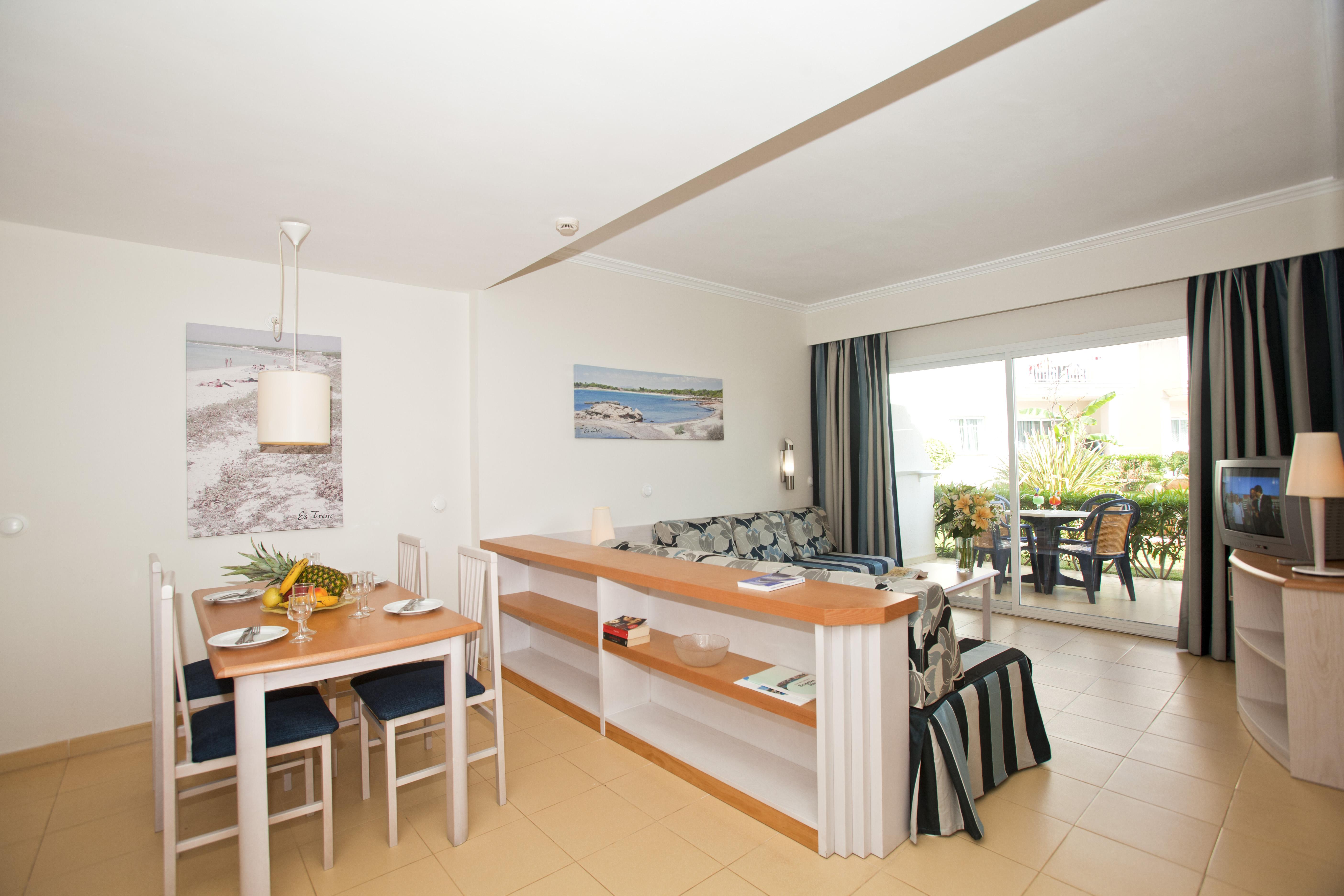 Aparthotel Isla De Cabrera Colonia de Sant Jordi Exterior foto