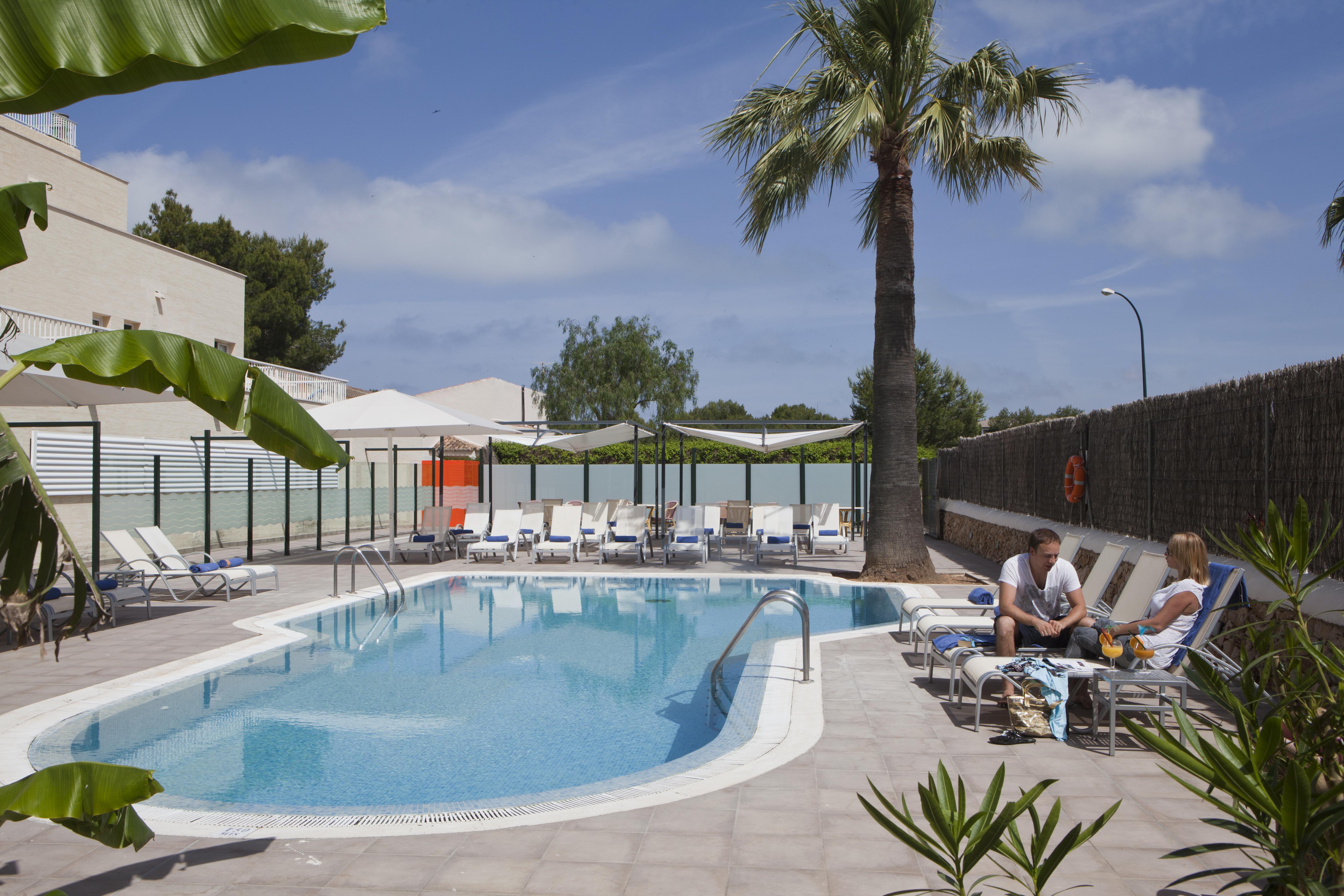 Aparthotel Isla De Cabrera Colonia de Sant Jordi Exterior foto